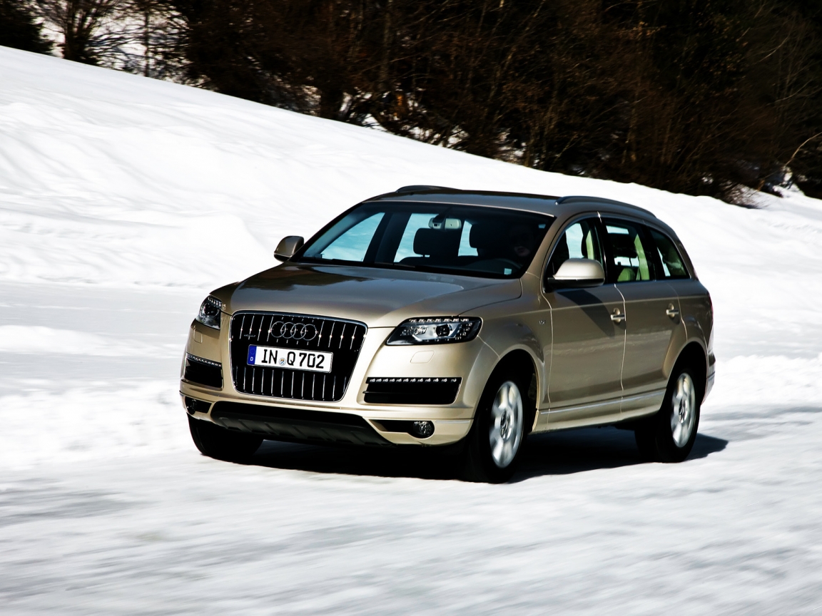 Audi Q7 Winter for 1152 x 864 resolution