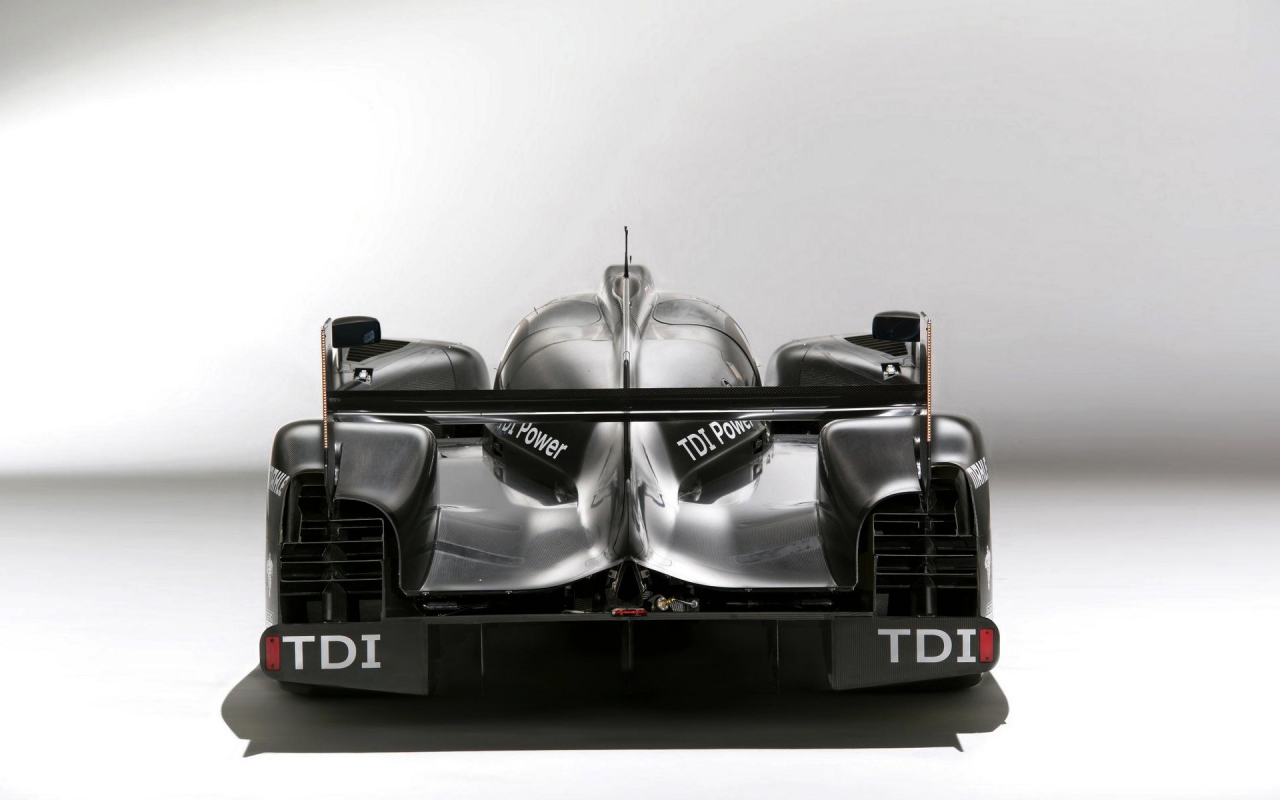 Audi R18 Rear for 1280 x 800 widescreen resolution