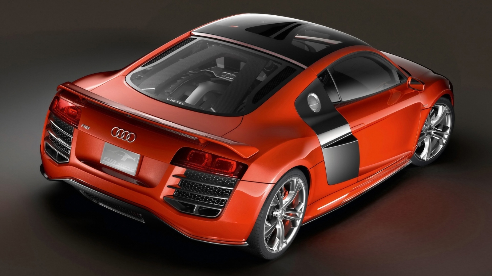 Audi R8 Outstanding Torque Rear for 1600 x 900 HDTV resolution