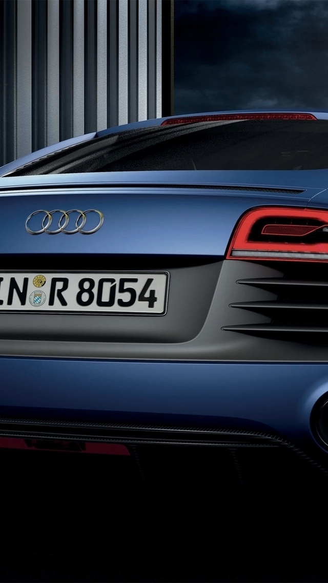 Audi R8 V10 Back View for 640 x 1136 iPhone 5 resolution