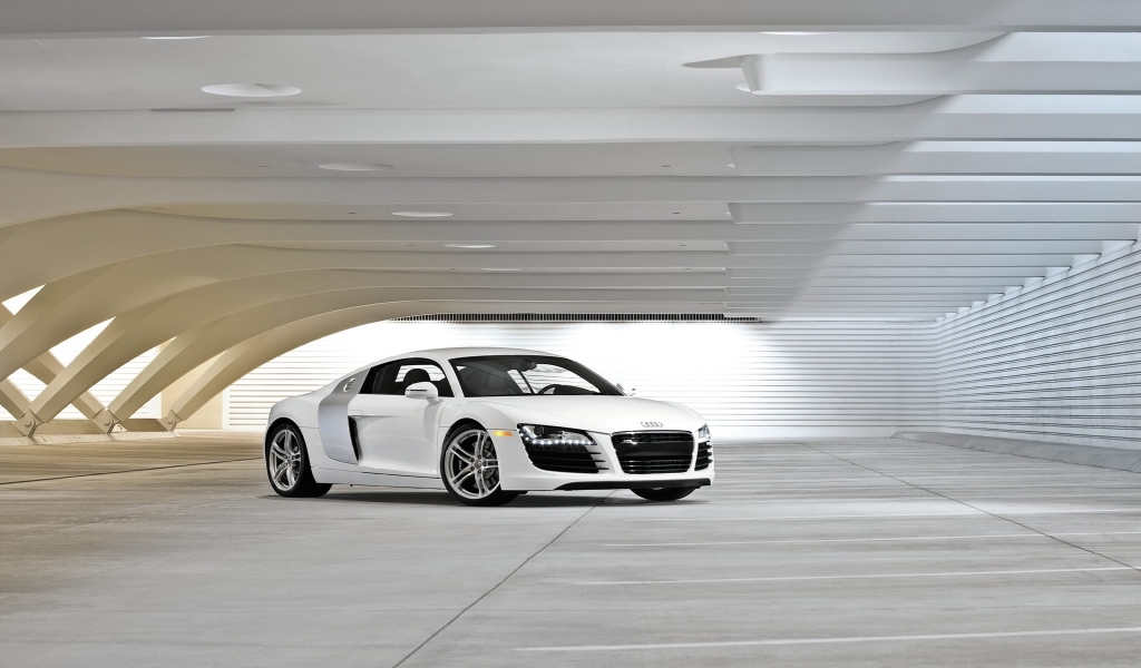 Audi R8 White front and side for 1024 x 600 widescreen resolution