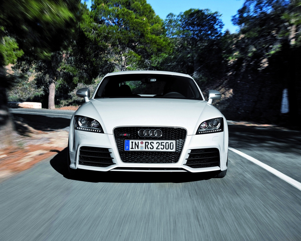 Audi TT RS 2012 Speed for 1280 x 1024 resolution