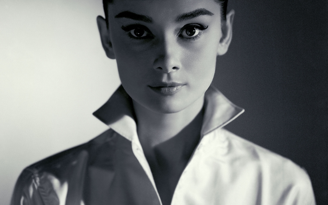 Audrey Hepburn for 1280 x 800 widescreen resolution