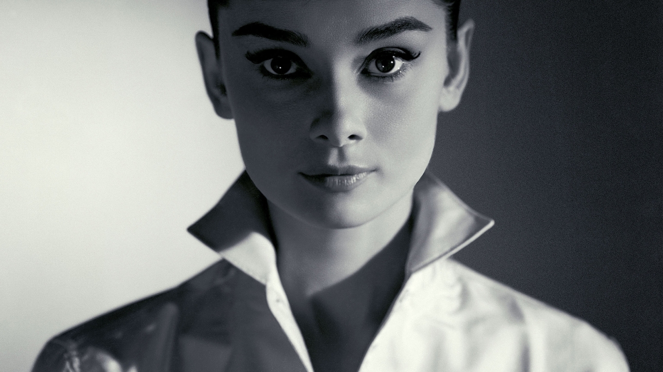 Audrey Hepburn for 1366 x 768 HDTV resolution