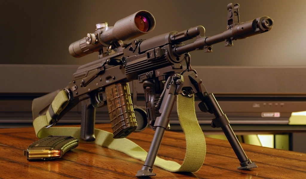 Automatic Gun AK-101 for 1024 x 600 widescreen resolution