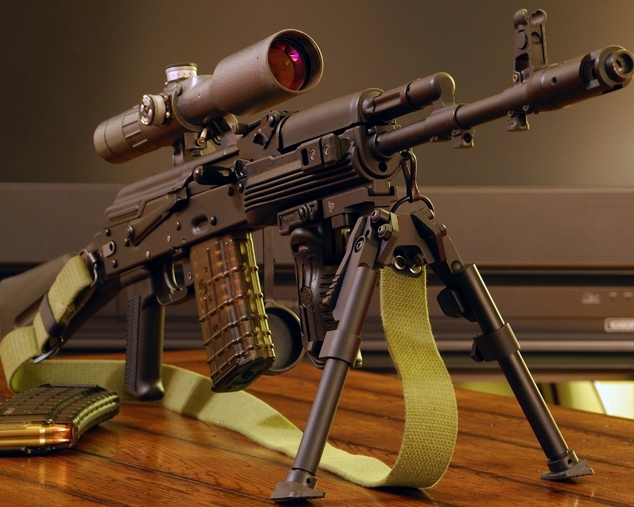 Automatic Gun AK-101 for 1280 x 1024 resolution