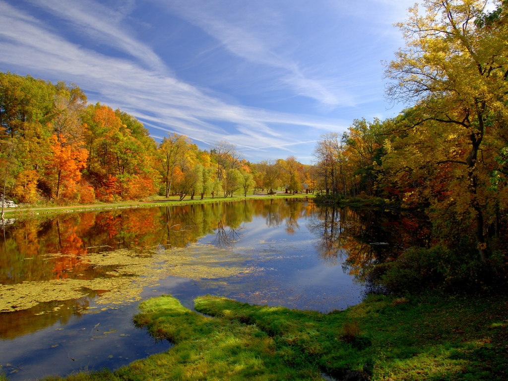 Autumn Landscape for 1024 x 768 resolution