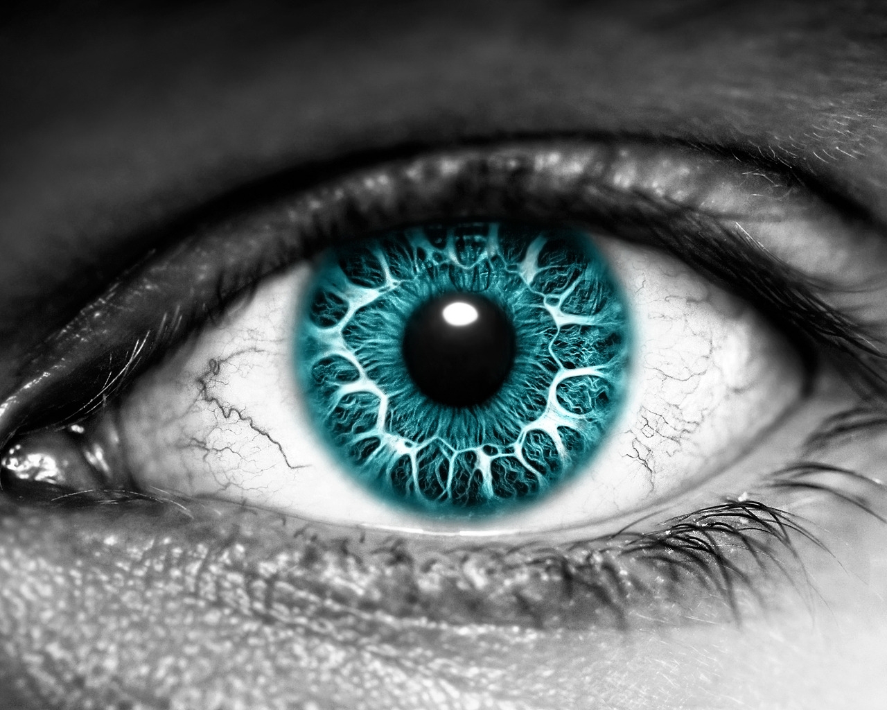 Azure Eye for 1280 x 1024 resolution