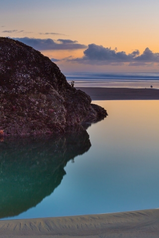 Bandon Beach Oregon for 320 x 480 iPhone resolution