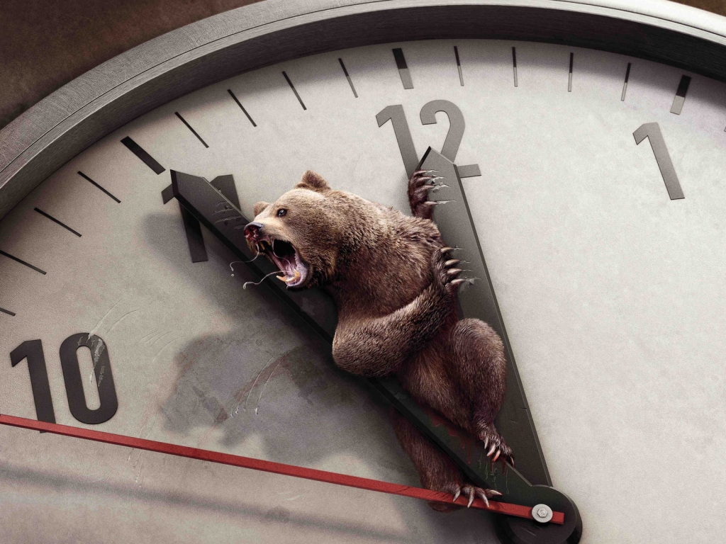 Bear and Clock for 1024 x 768 resolution