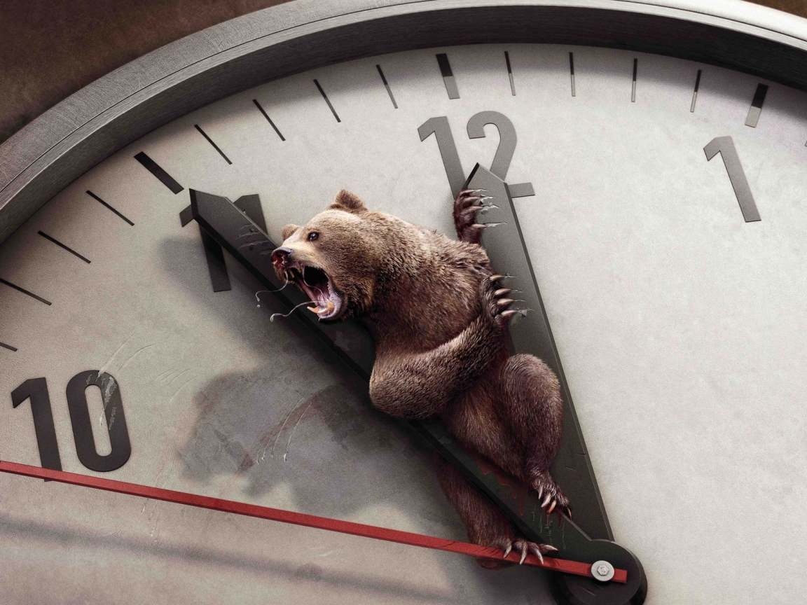 Bear and Clock for 1152 x 864 resolution