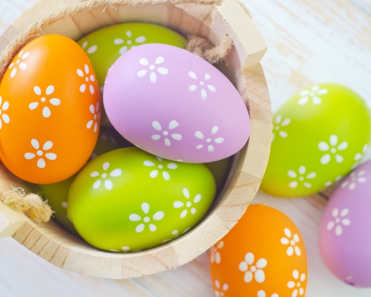 Beautiful 2014 Easter Eggs for 1280 x 1024 resolution