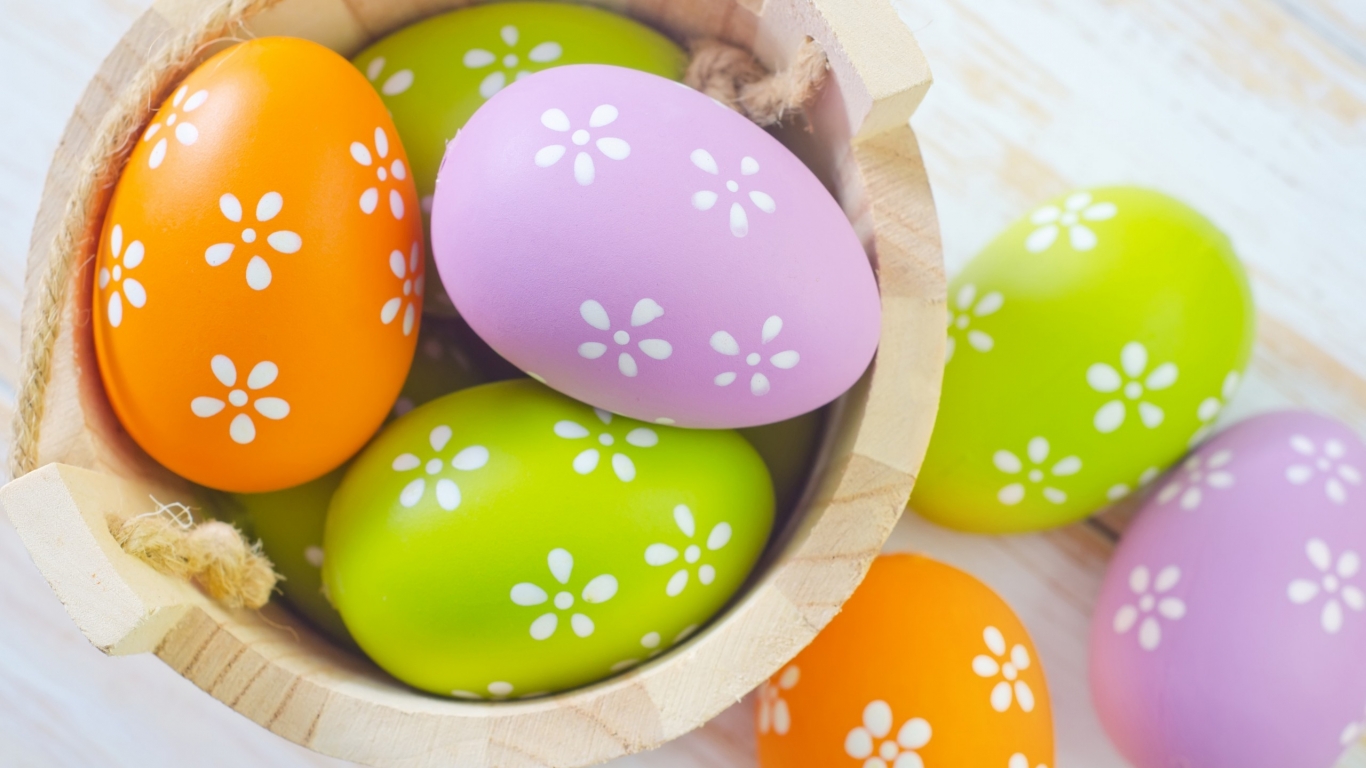 Beautiful 2014 Easter Eggs for 1366 x 768 HDTV resolution