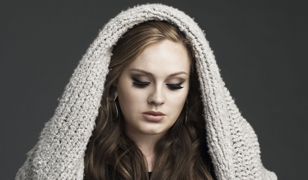 Beautiful Adele for 1024 x 600 widescreen resolution