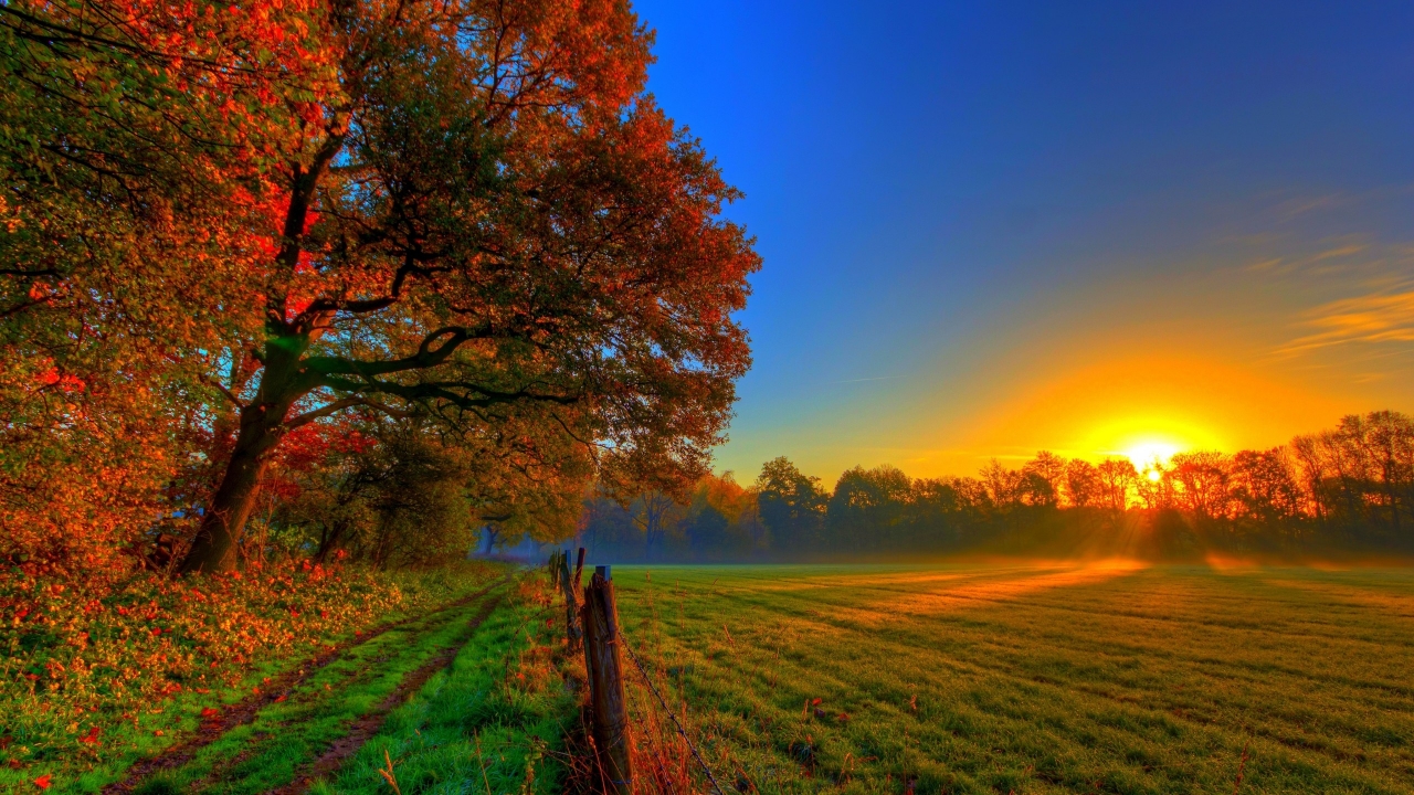 Beautiful Autumn Sunset for 1280 x 720 HDTV 720p resolution