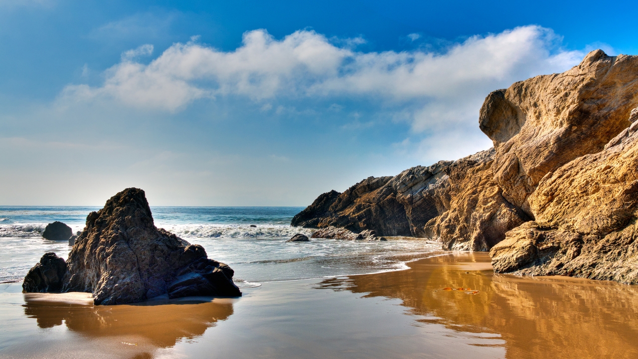 Beautiful Beach in Malibu for 1280 x 720 HDTV 720p resolution