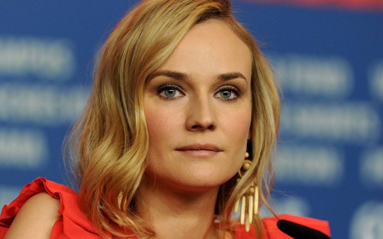 Beautiful Diane Kruger for 1280 x 800 widescreen resolution