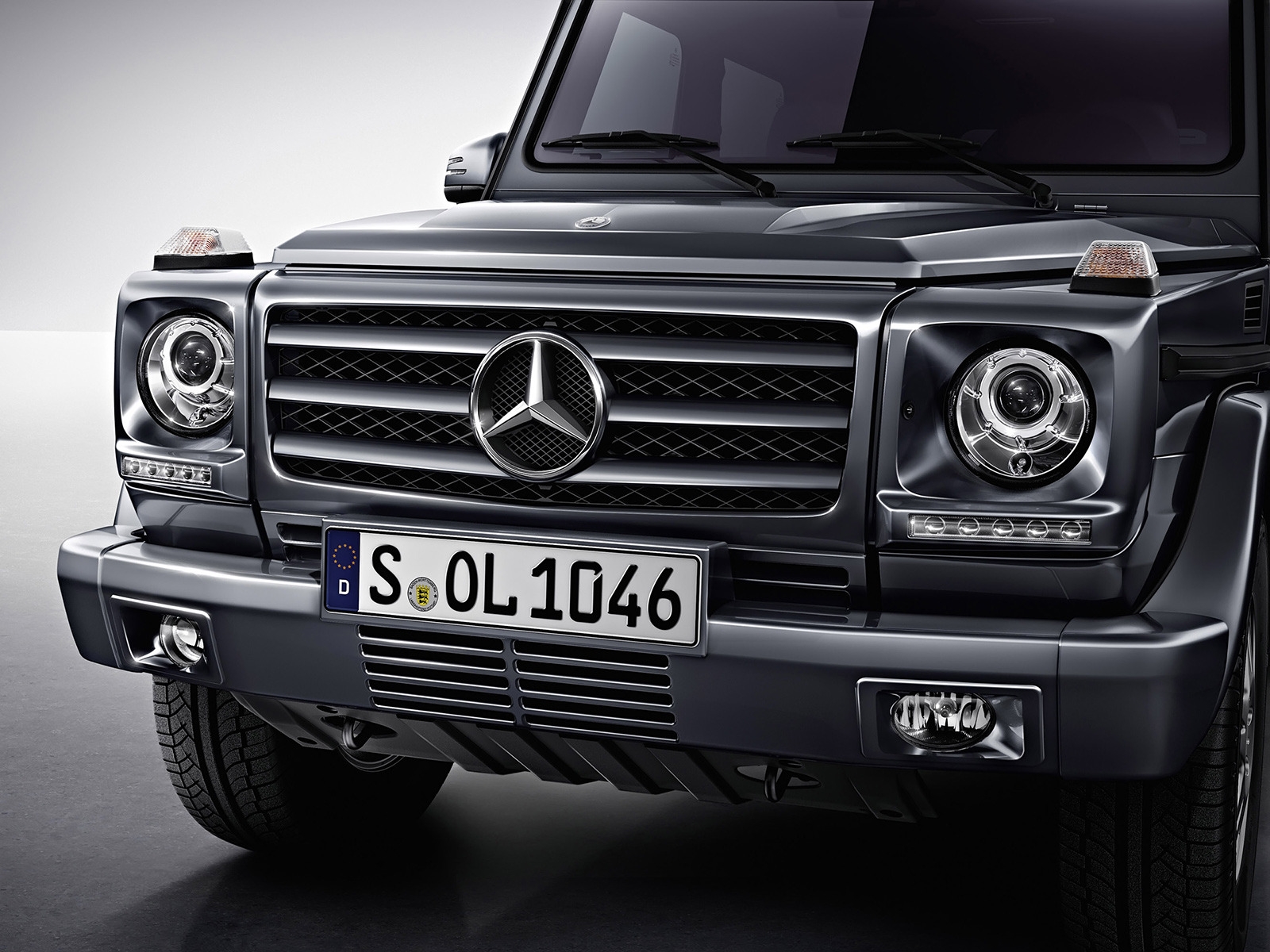 Beautiful Front of G Class for 1600 x 1200 resolution