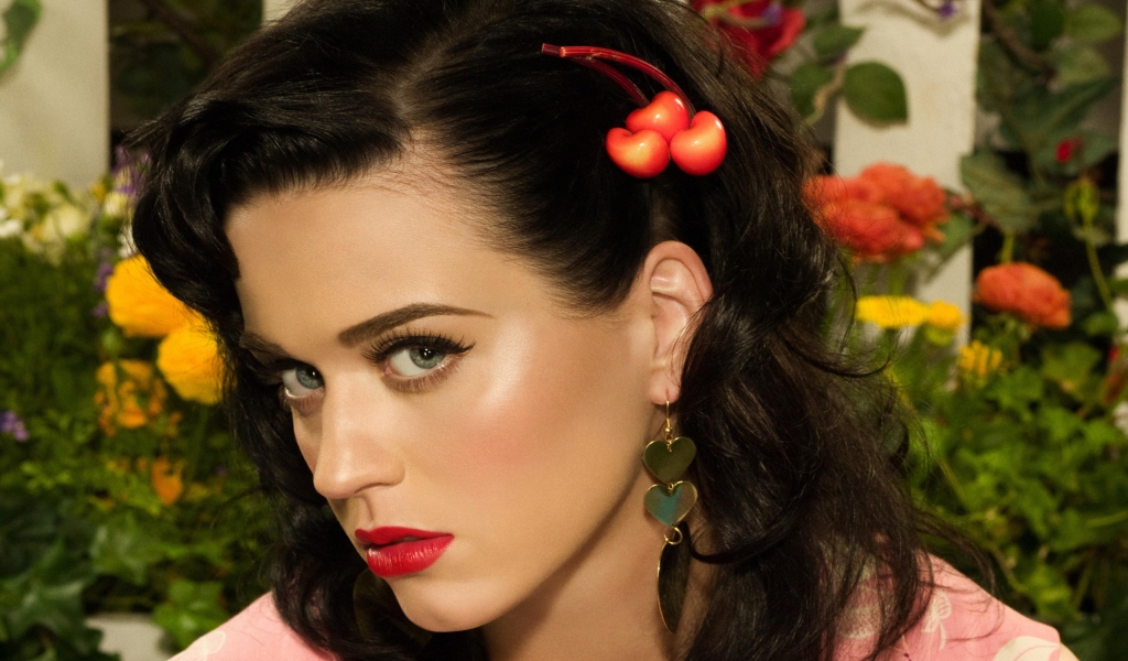 Beautiful Katy Perry for 1024 x 600 widescreen resolution