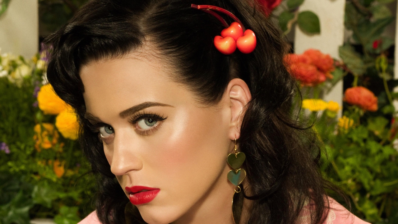 Beautiful Katy Perry for 1280 x 720 HDTV 720p resolution