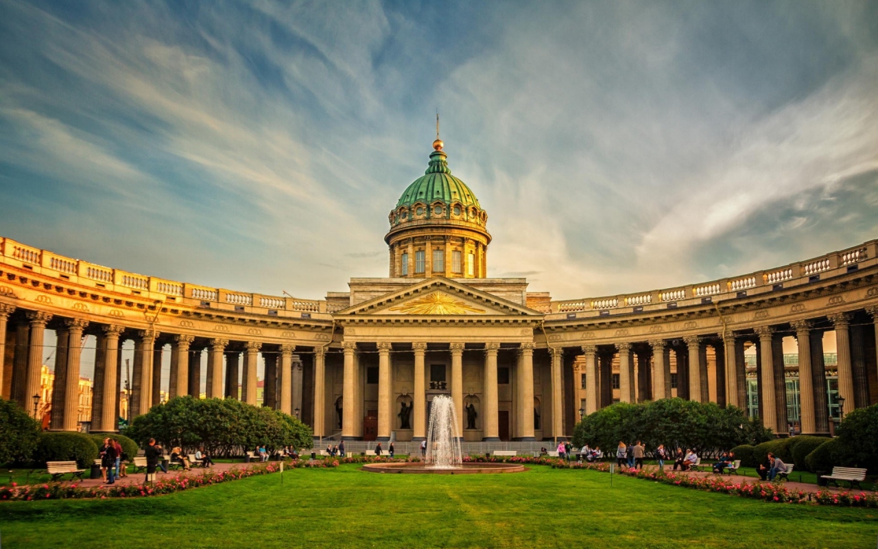 Beautiful Kazan Cathedral St. Petersburg for 1280 x 800 widescreen resolution