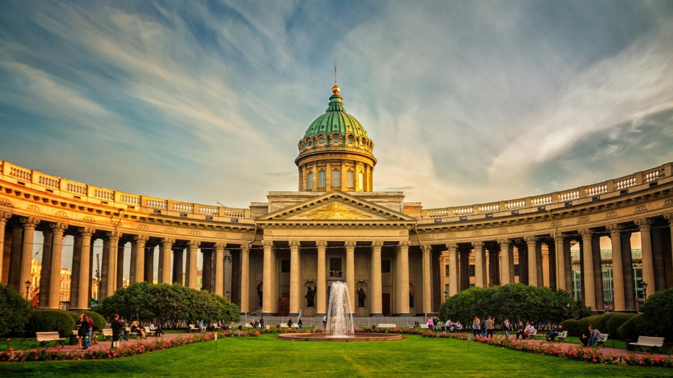 Beautiful Kazan Cathedral St. Petersburg for 1366 x 768 HDTV resolution