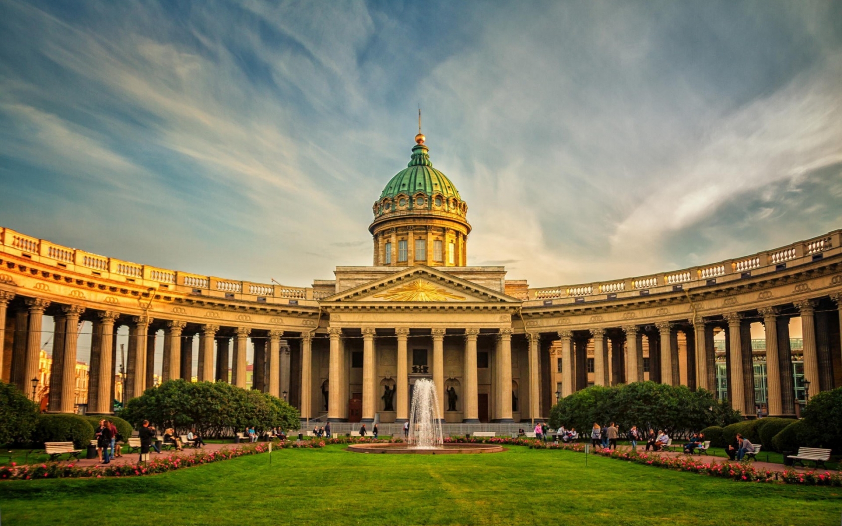 Beautiful Kazan Cathedral St. Petersburg for 1680 x 1050 widescreen resolution