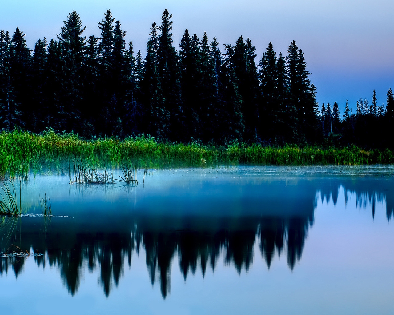 Beautiful Lake Reflection Landscape for 1280 x 1024 resolution