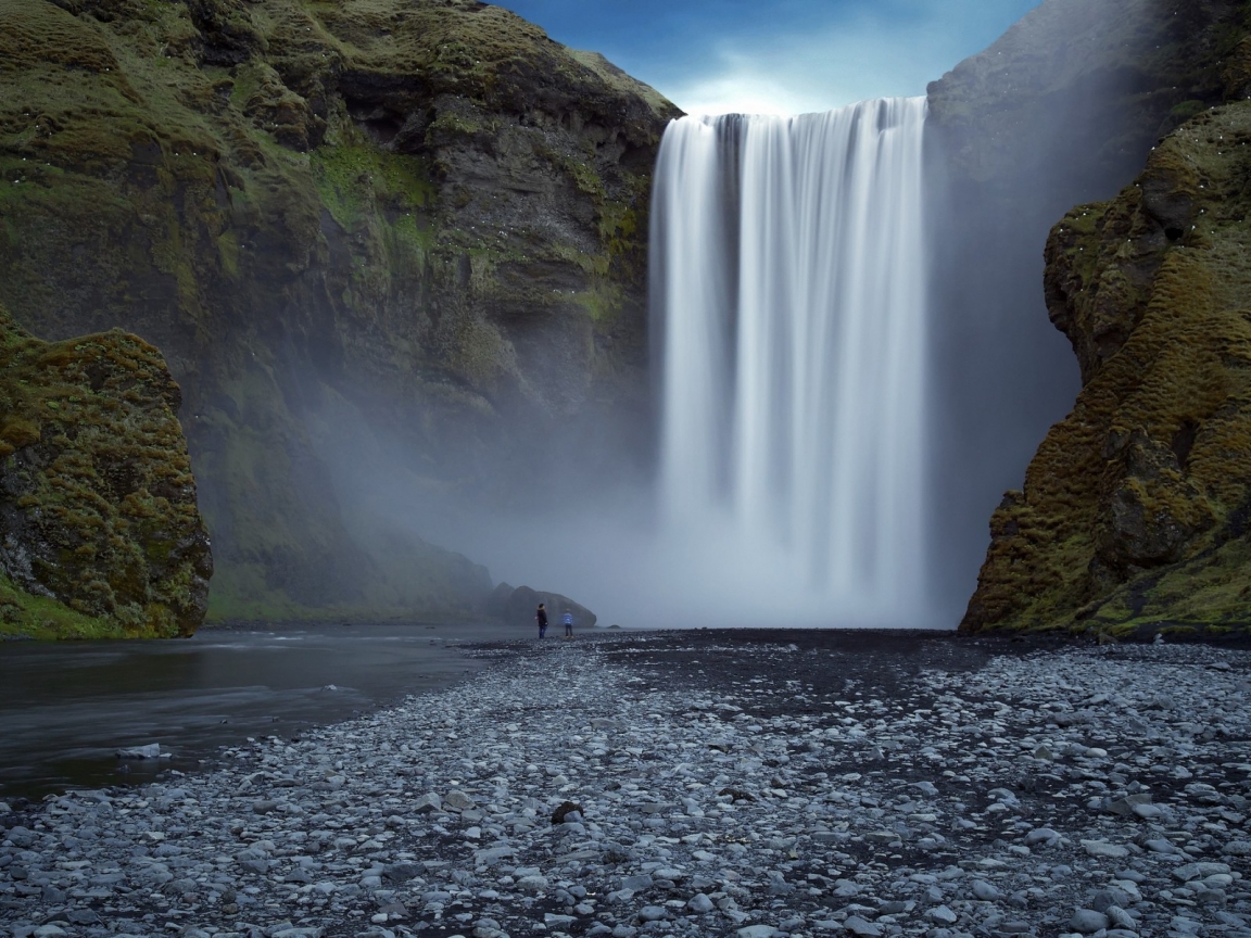 Beautiful Natural Waterfall for 1152 x 864 resolution