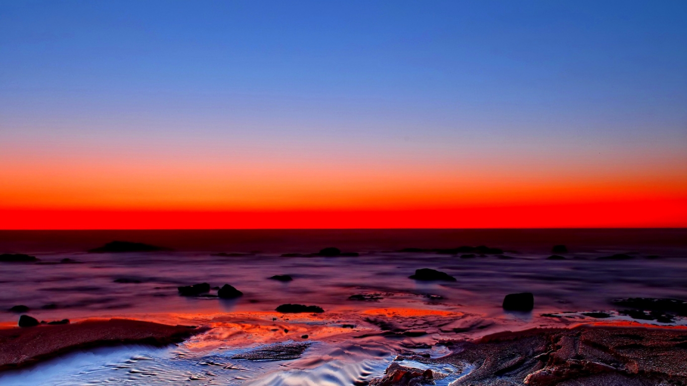Beautiful Red Sunset  for 1366 x 768 HDTV resolution