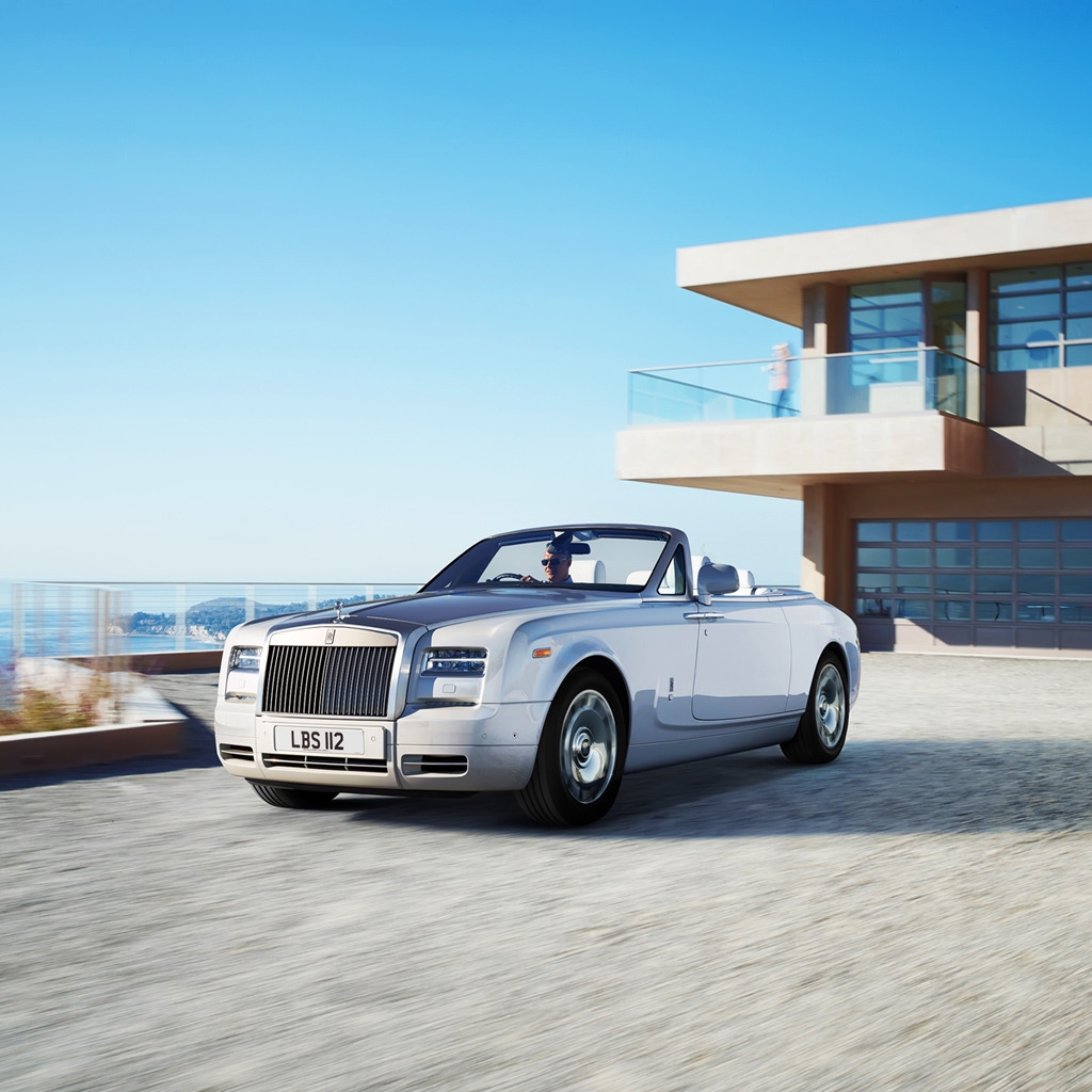 Beautiful Rolls Royce Coupe for 1024 x 1024 iPad resolution