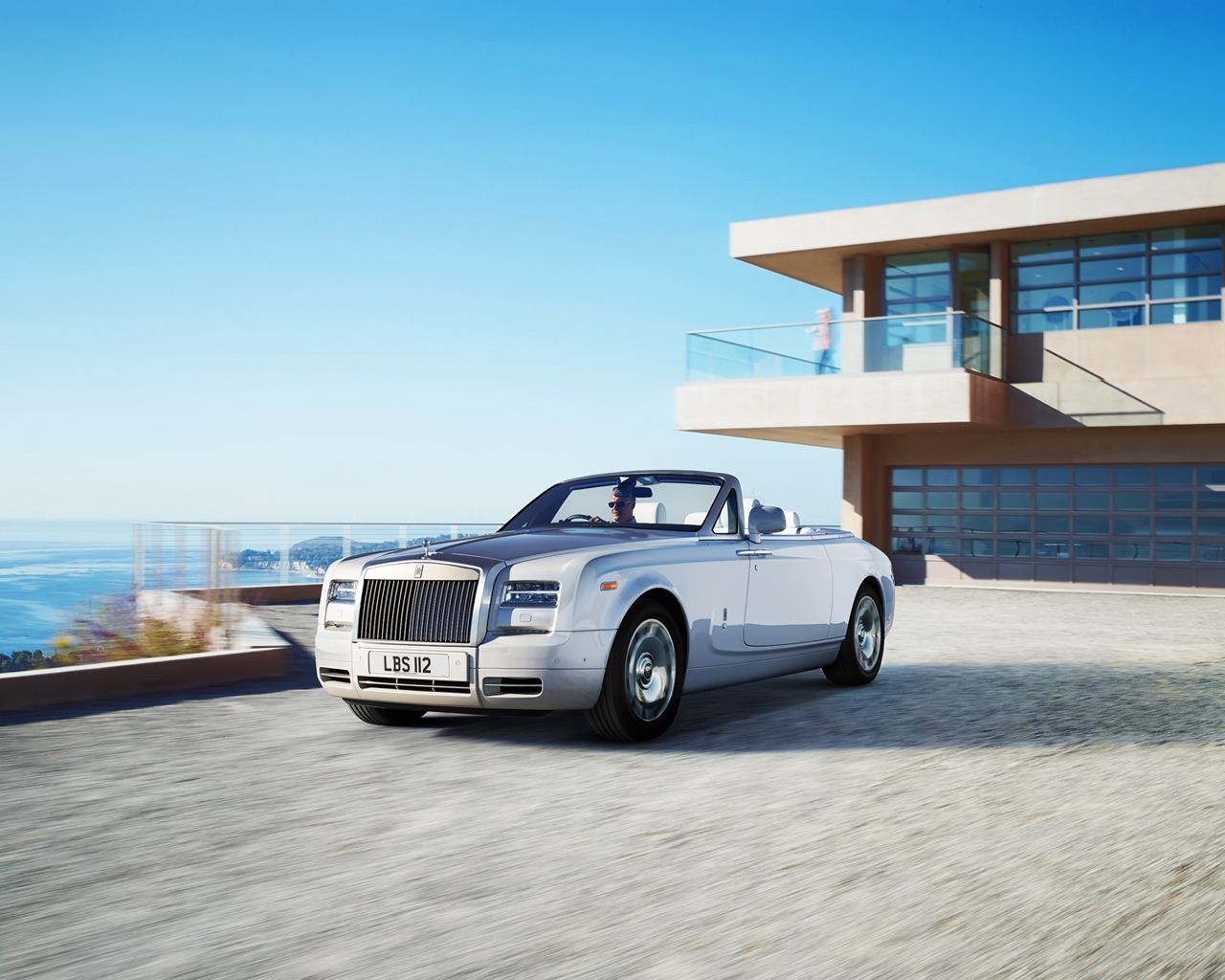 Beautiful Rolls Royce Coupe for 1280 x 1024 resolution