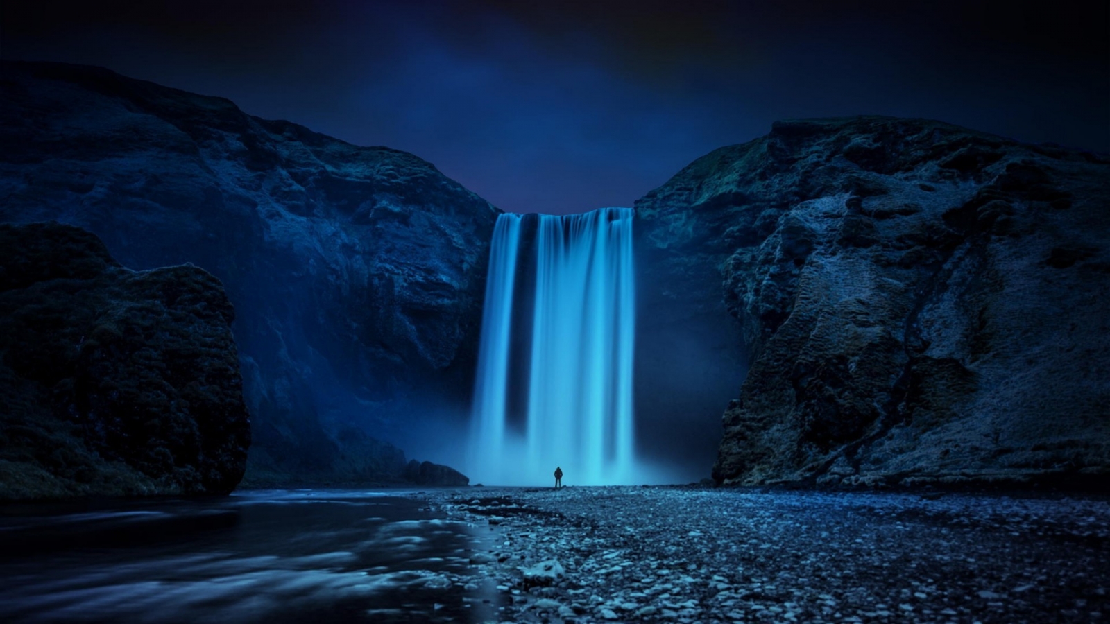 Beautiful Skogafoss Waterfall for 1600 x 900 HDTV resolution
