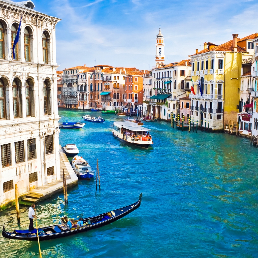 Beautiful Venice for 1024 x 1024 iPad resolution