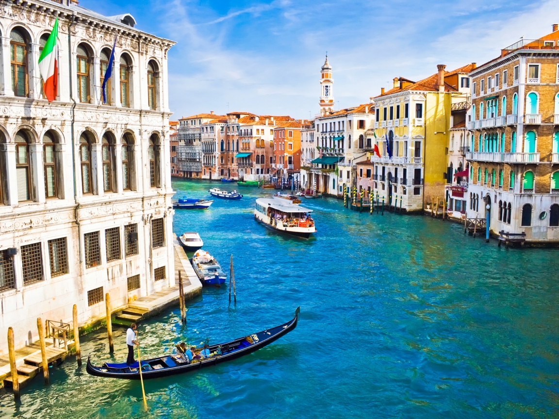 Beautiful Venice Canal for 1152 x 864 resolution