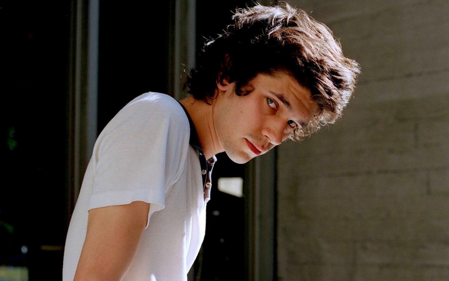 Ben Whishaw for 1440 x 900 widescreen resolution