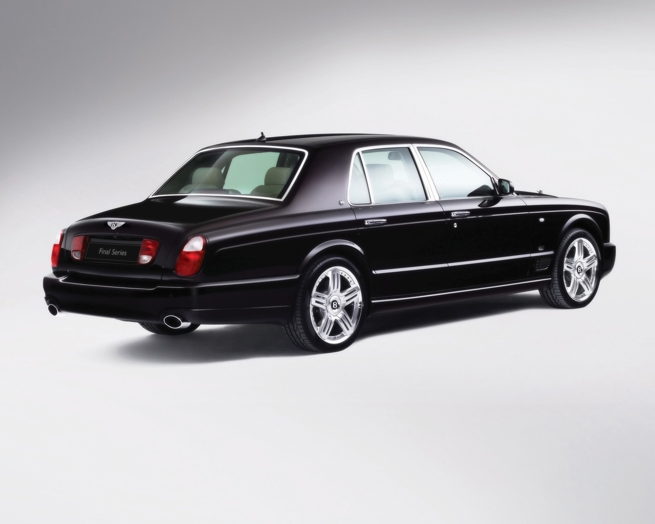 Bentley Arnage Final Series 2009 Rear for 1280 x 1024 resolution