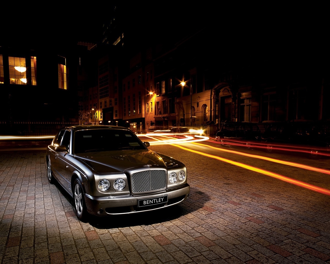 Bentley Arnage Front Angle 2007 for 1280 x 1024 resolution
