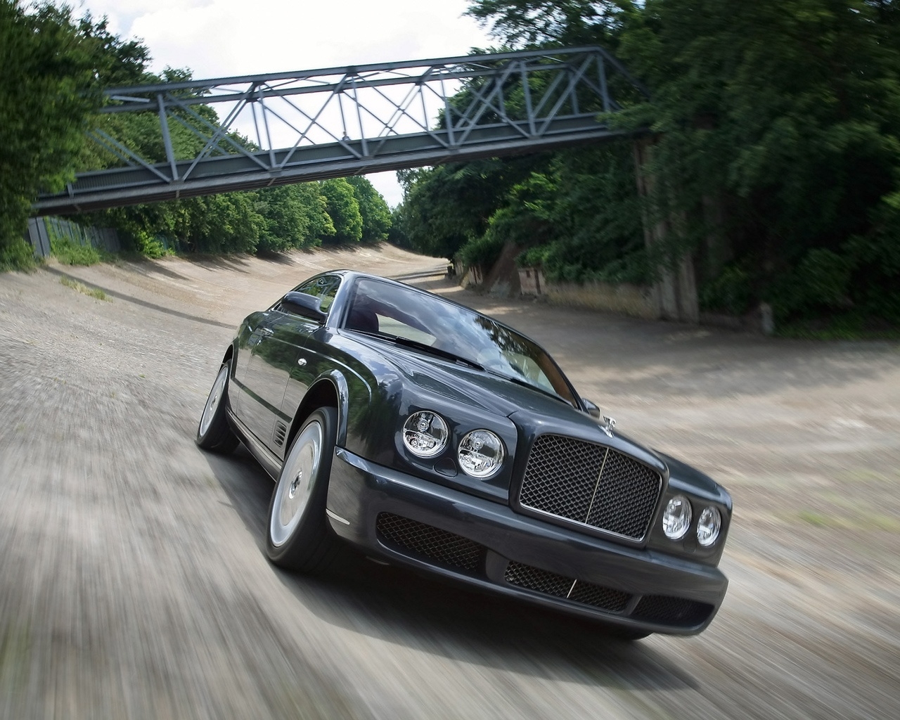 Bentley Brooklands Coupe 2008 for 1280 x 1024 resolution