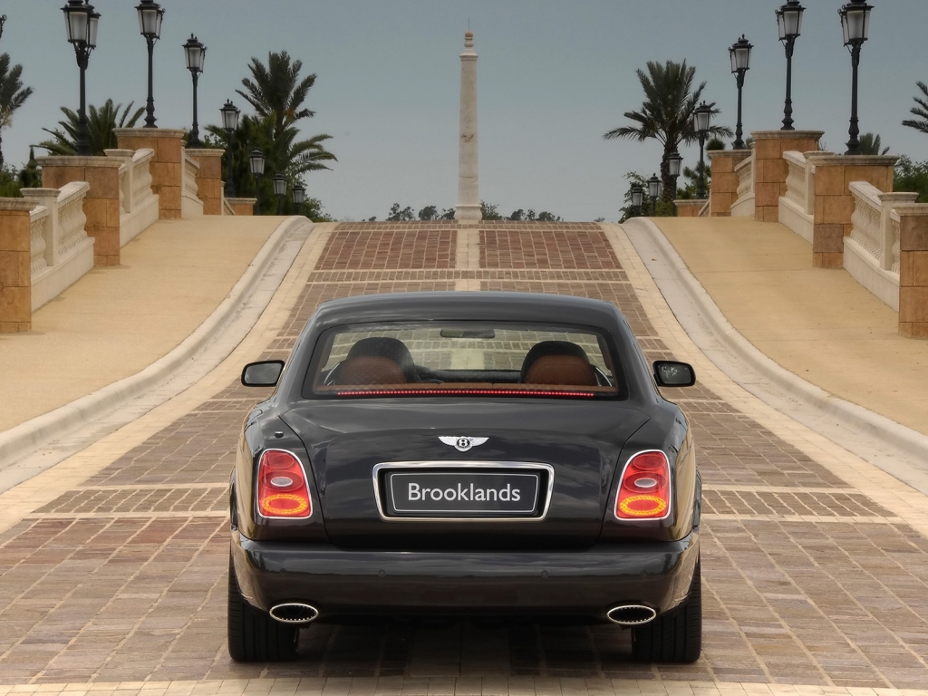 Bentley Brooklands Rear 2008 for 1024 x 768 resolution