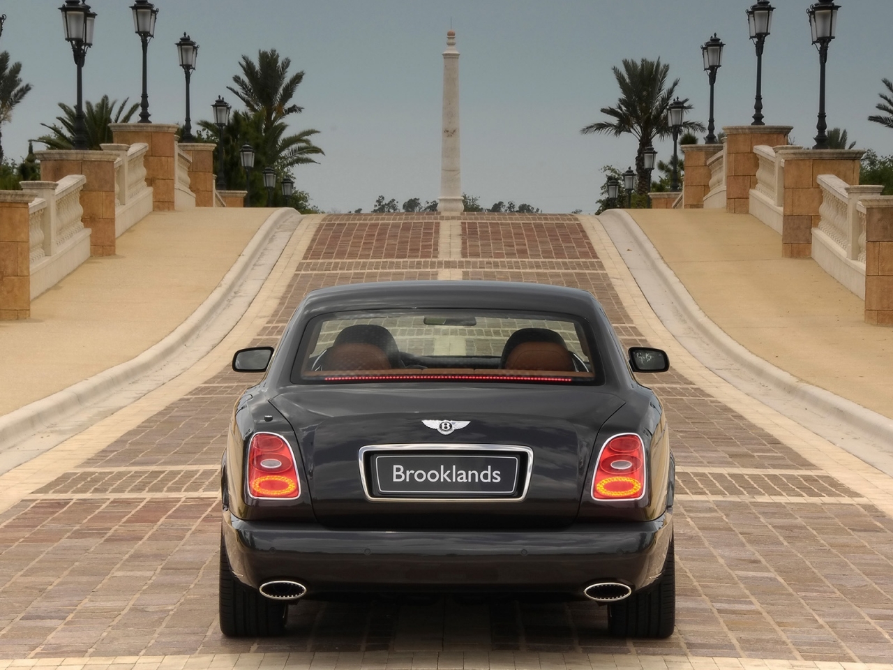 Bentley Brooklands Rear 2008 for 1280 x 960 resolution