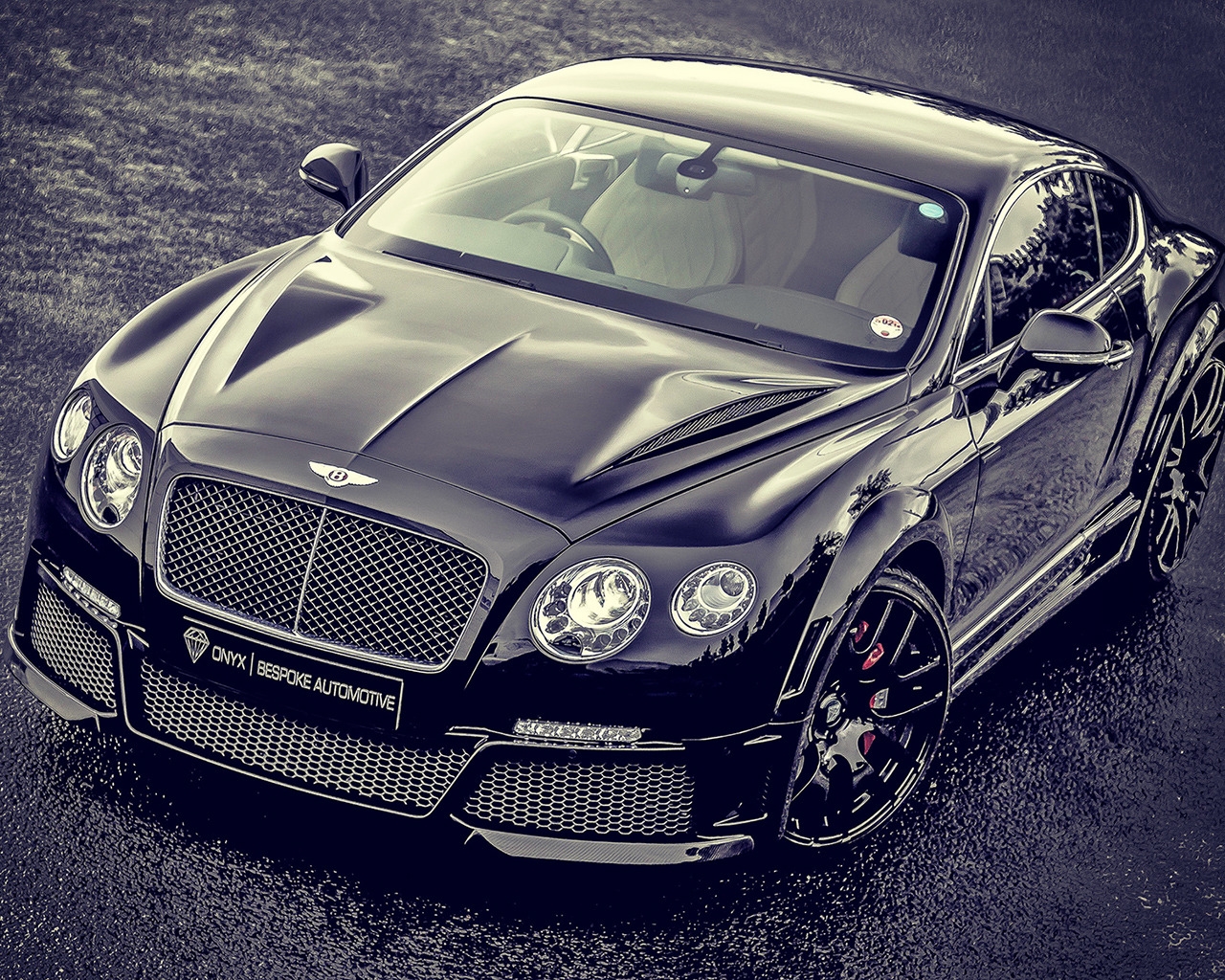 Bentley Continental Black Tuned for 1280 x 1024 resolution