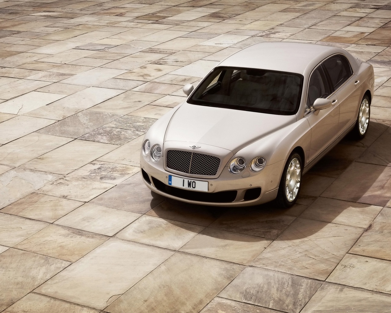 Bentley Continental Flying Spur 2009 for 1280 x 1024 resolution