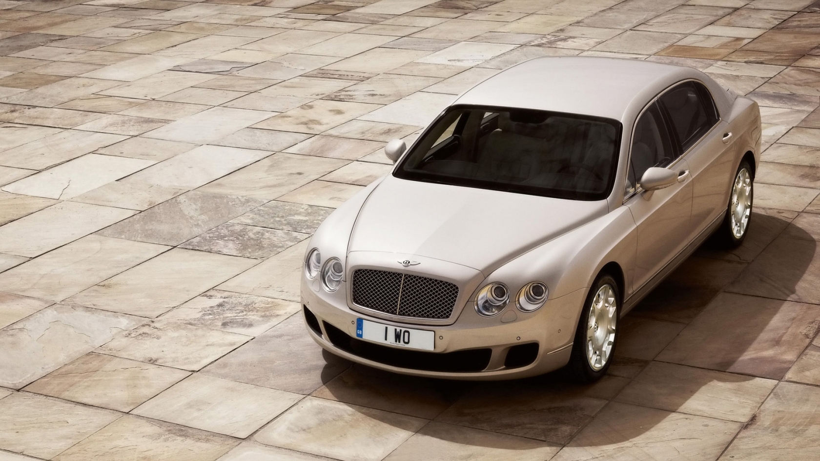 Bentley Continental Flying Spur 2009 for 1680 x 945 HDTV resolution