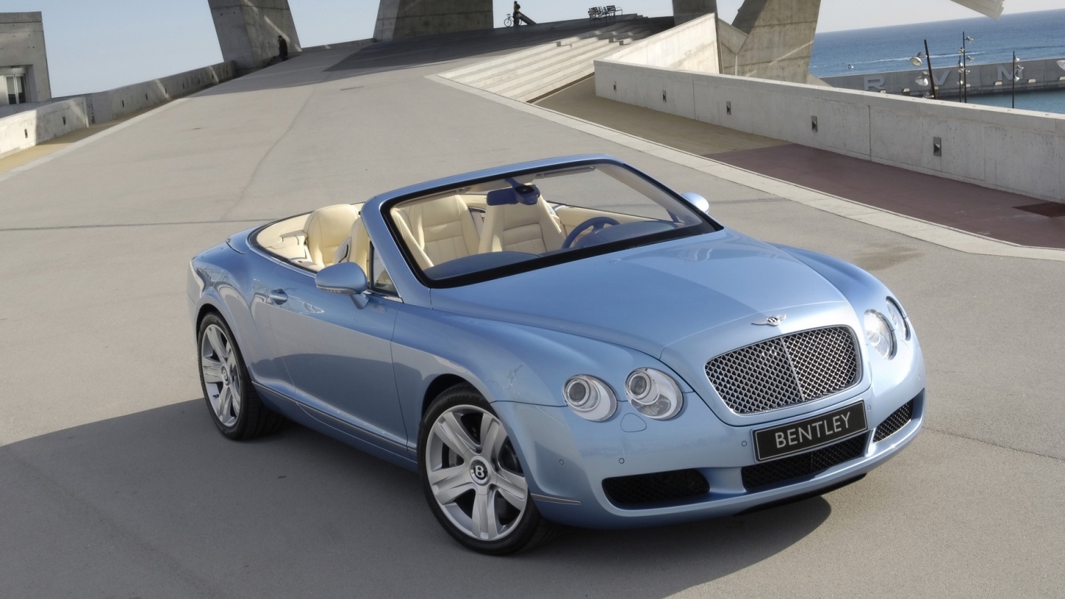 Bentley Continental GTC 2007 for 1536 x 864 HDTV resolution