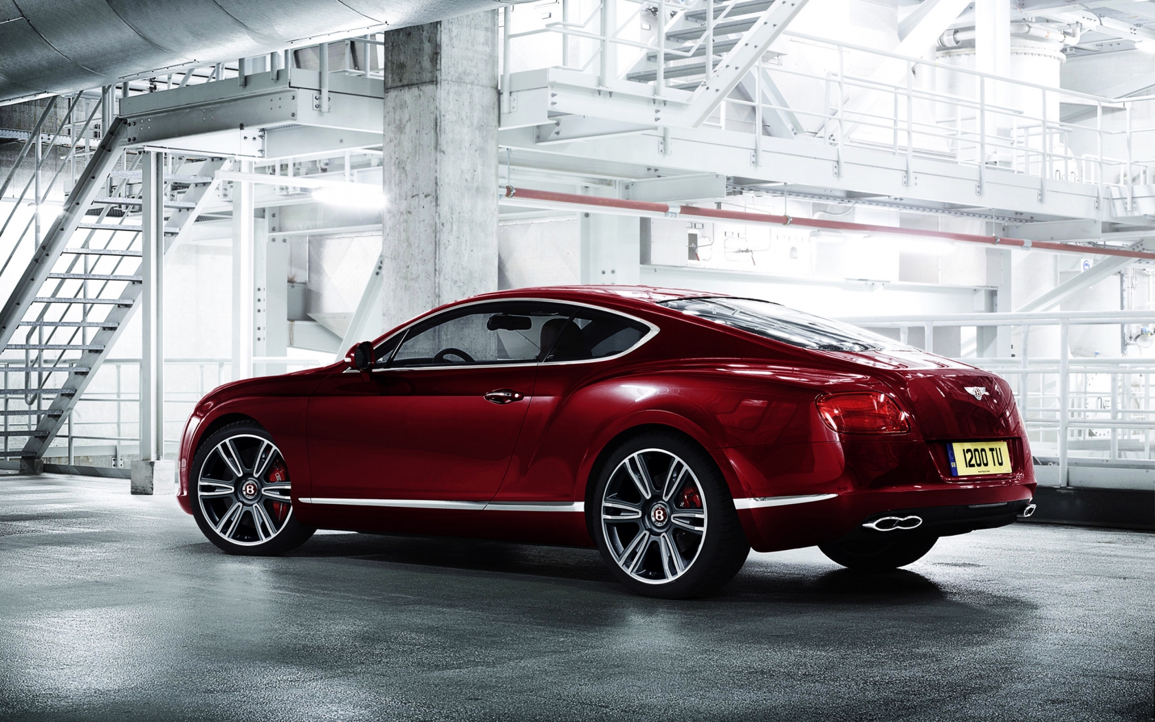 Bentley Continental V8 Side View for 1680 x 1050 widescreen resolution