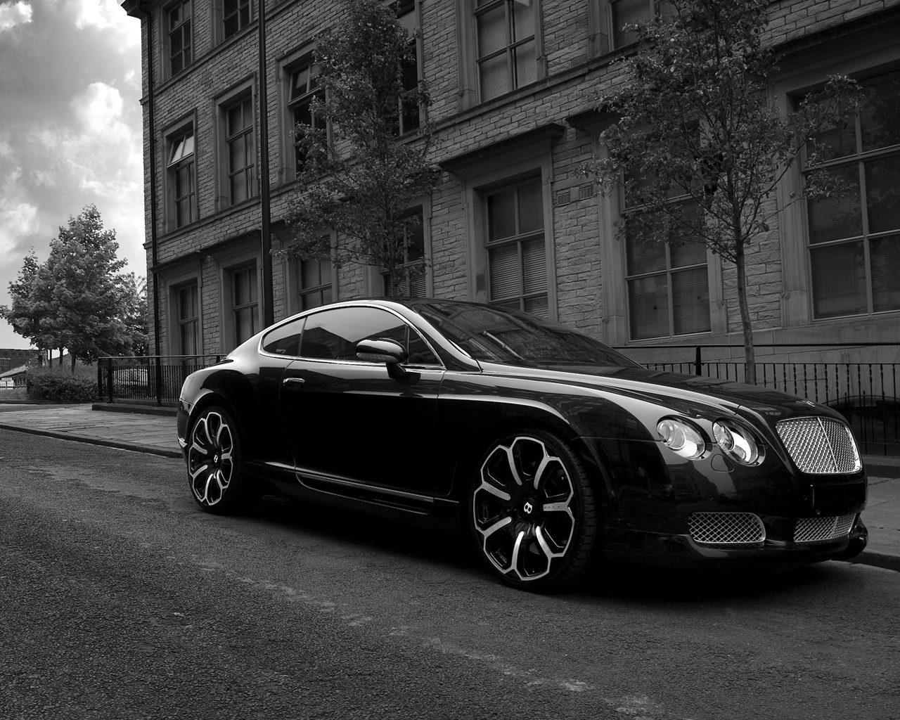 Bentley GTS Black Edition Project Kahn 2008 Side for 1280 x 1024 resolution