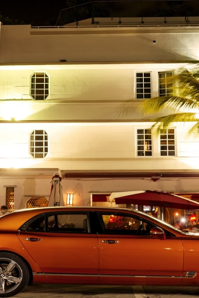 Bentley Mulsanne Speed  for 640 x 960 iPhone 4 resolution