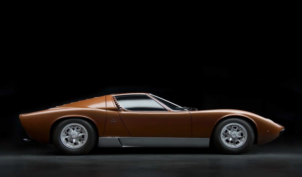 Bertone Lamborghini Miura P400 for 1024 x 600 widescreen resolution