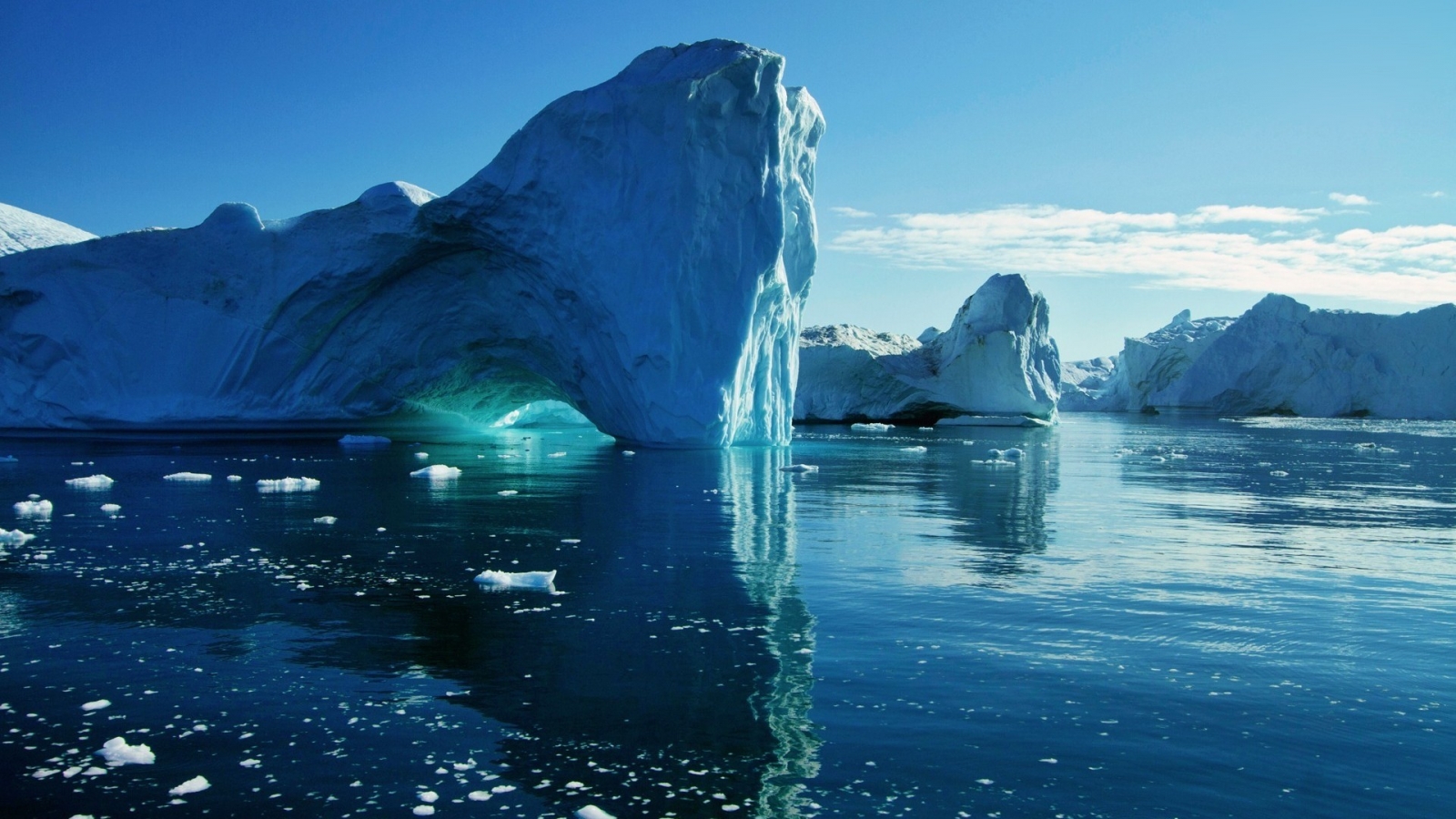 Big Blue Icebergs for 1600 x 900 HDTV resolution